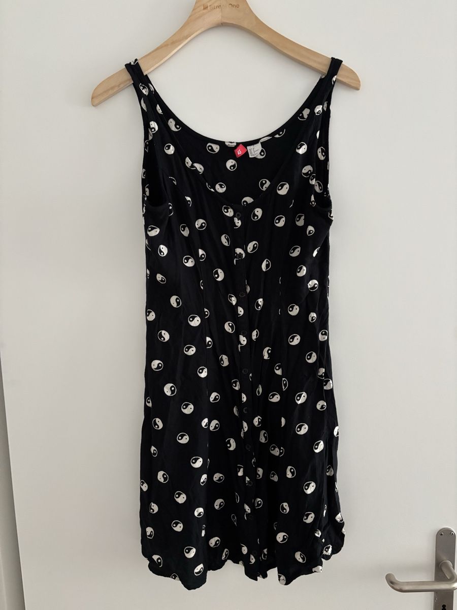 Vestiti: Yin-Yang Sommerkleid – Usato da Luzern venduto da aloevira