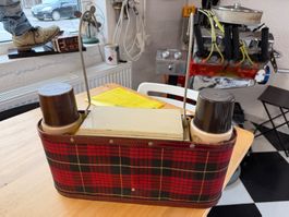 antiker Picknickkorb, Picknickkoffer für Oldtimer, 50-er J.