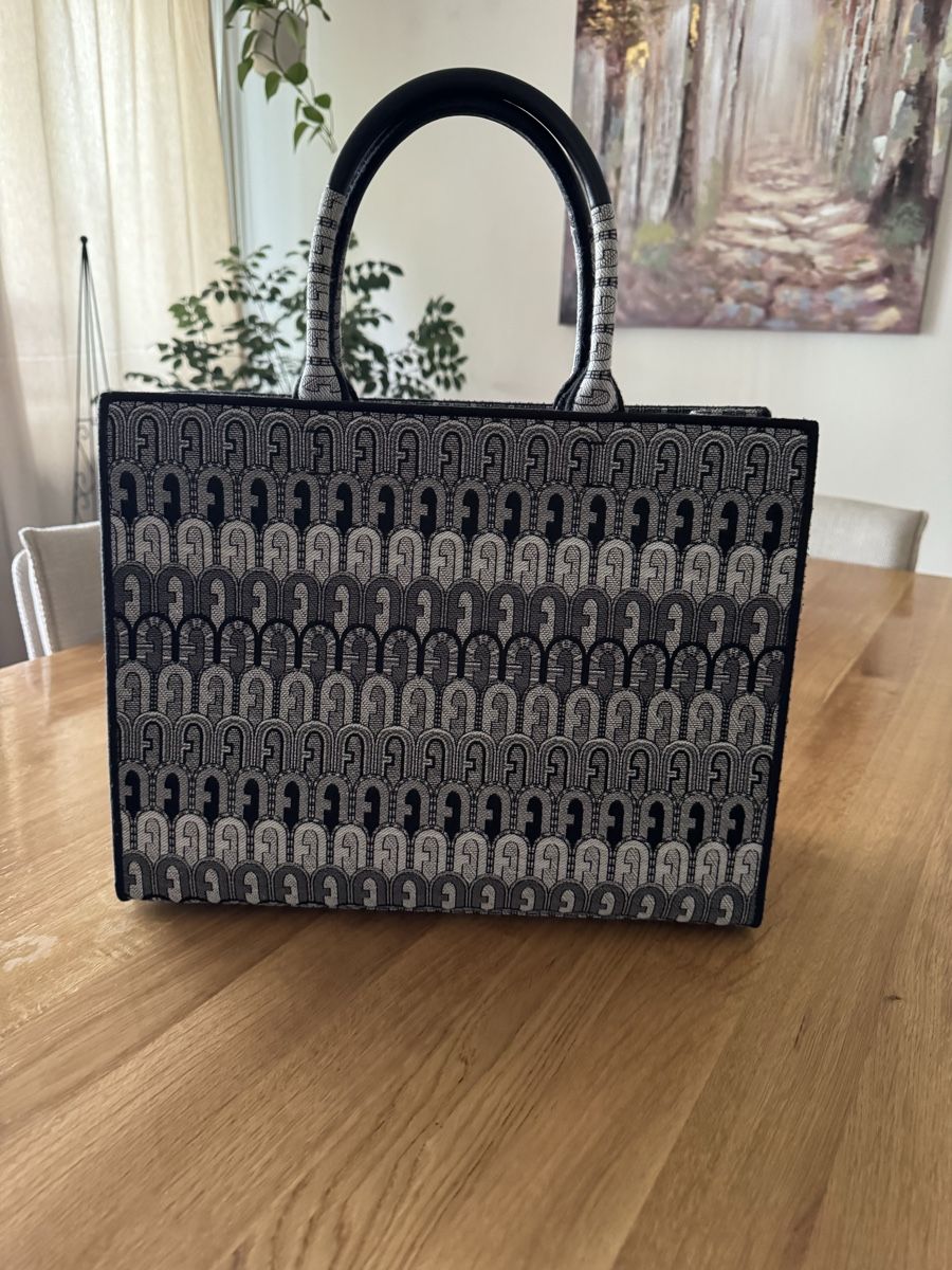Furla Borse: Furla Tote Bag Opportunity Large – Usato da Kriens venduto da TIM20__ 2