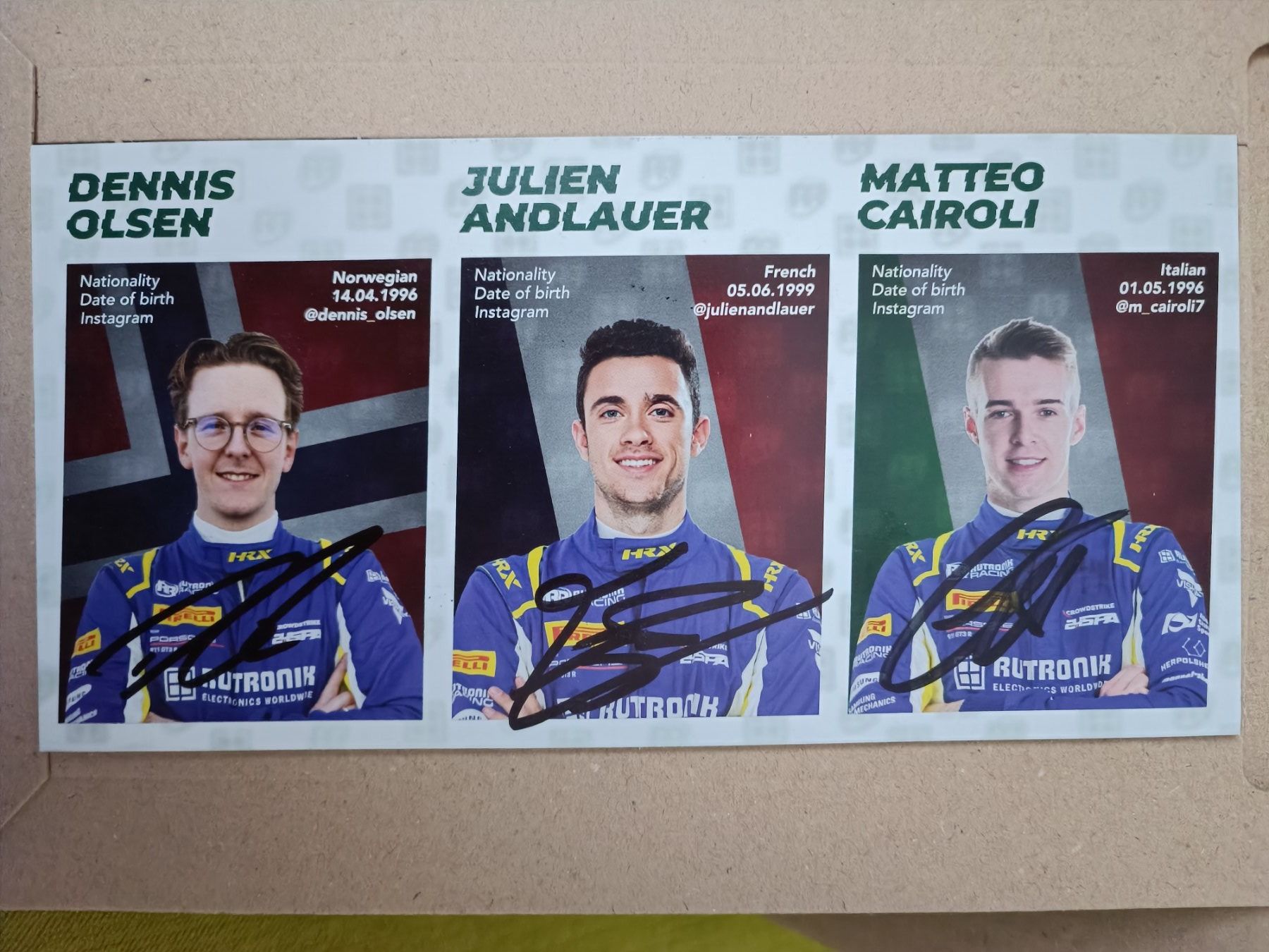 Autografi: Team - 24h Rennen - handsigniert – Usato da Menziken venduto da Autogramme