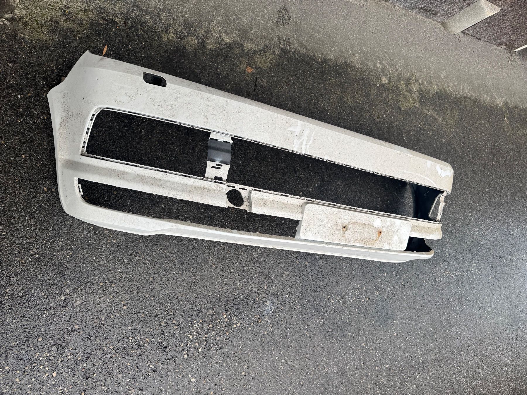 VW Veicoli da campeggio: VW T6 Heckklappe, Front-, Heckstossfänger – Difettoso da Günsberg venduto da ealle61 5