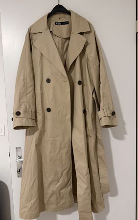 Zara Beige lange Trenchcoat