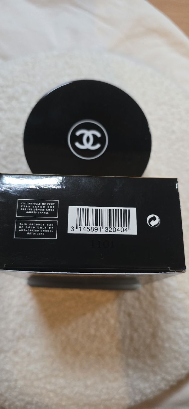 Chanel Make-up: CHANEL POUDRE UNIVERSELLE LIBRE 40 DOREE – Neu und originalverpackt aus Martigny von zin_y9tt 1