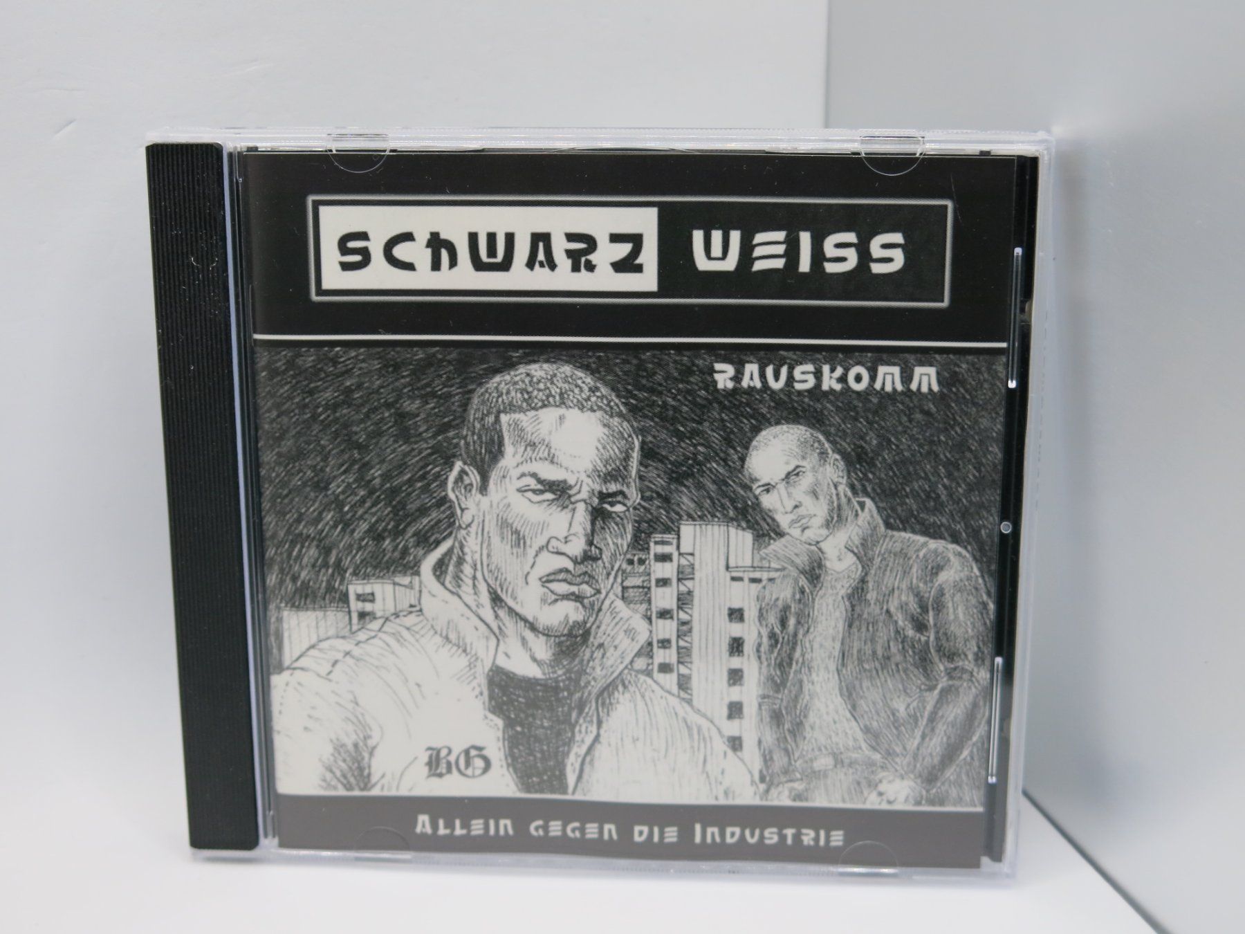 CD: CD Schwarzweiss – Rauskomm – Usato da Ernetschwil venduto da luisvonerni
