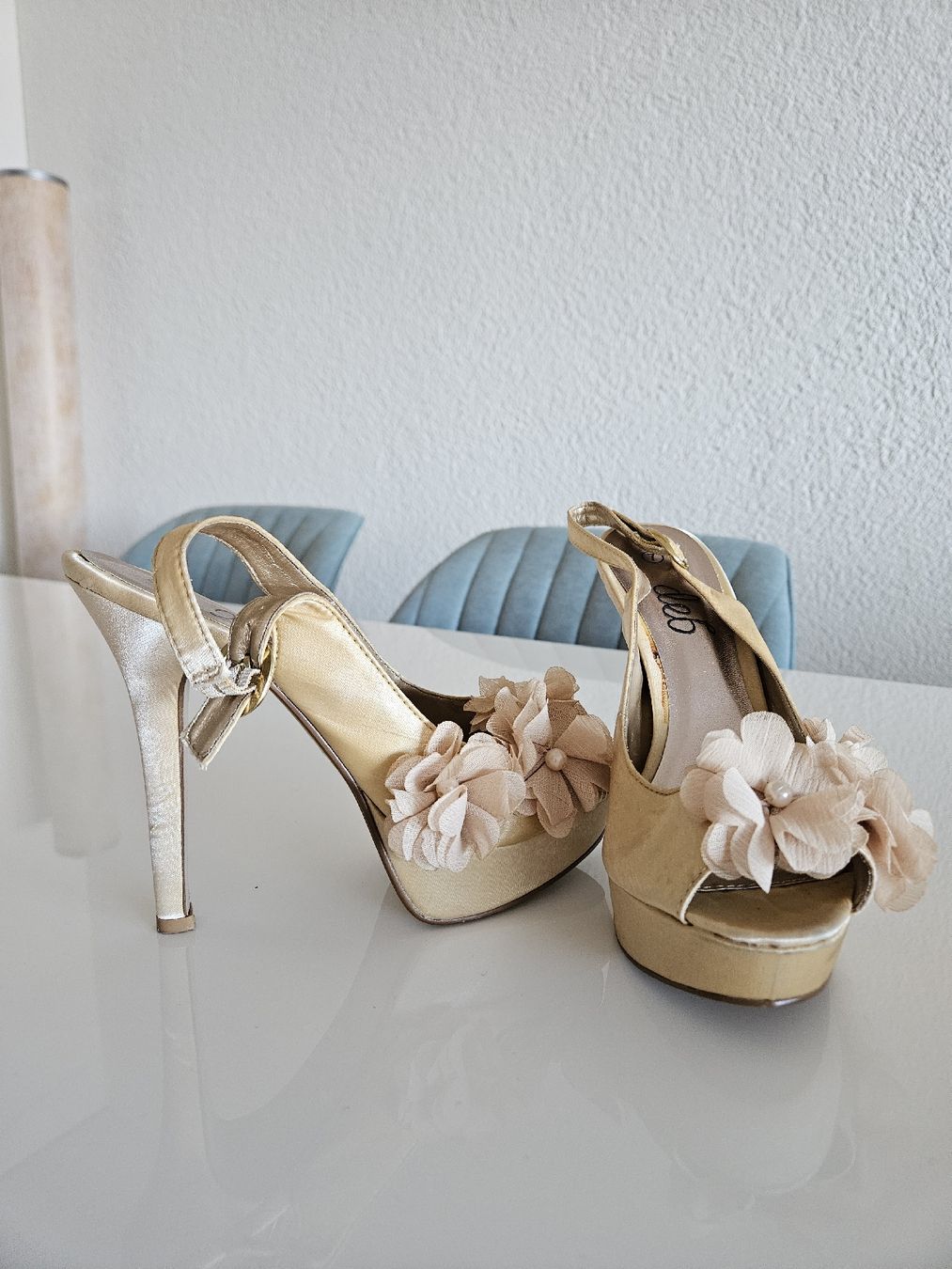 Scarpe da donna: Elegante, romantische Sandalen – Nuovo (secondo la descrizione) da Luzern venduto da J.Co 4