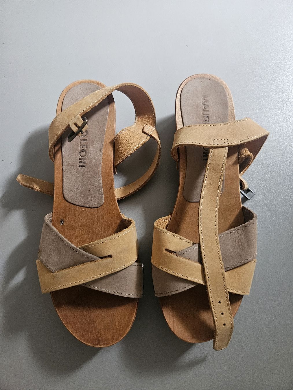 Scarpe da donna: Mauro Leone leather sandals, size 37 – Usato da Sisikon venduto da MyNewEra