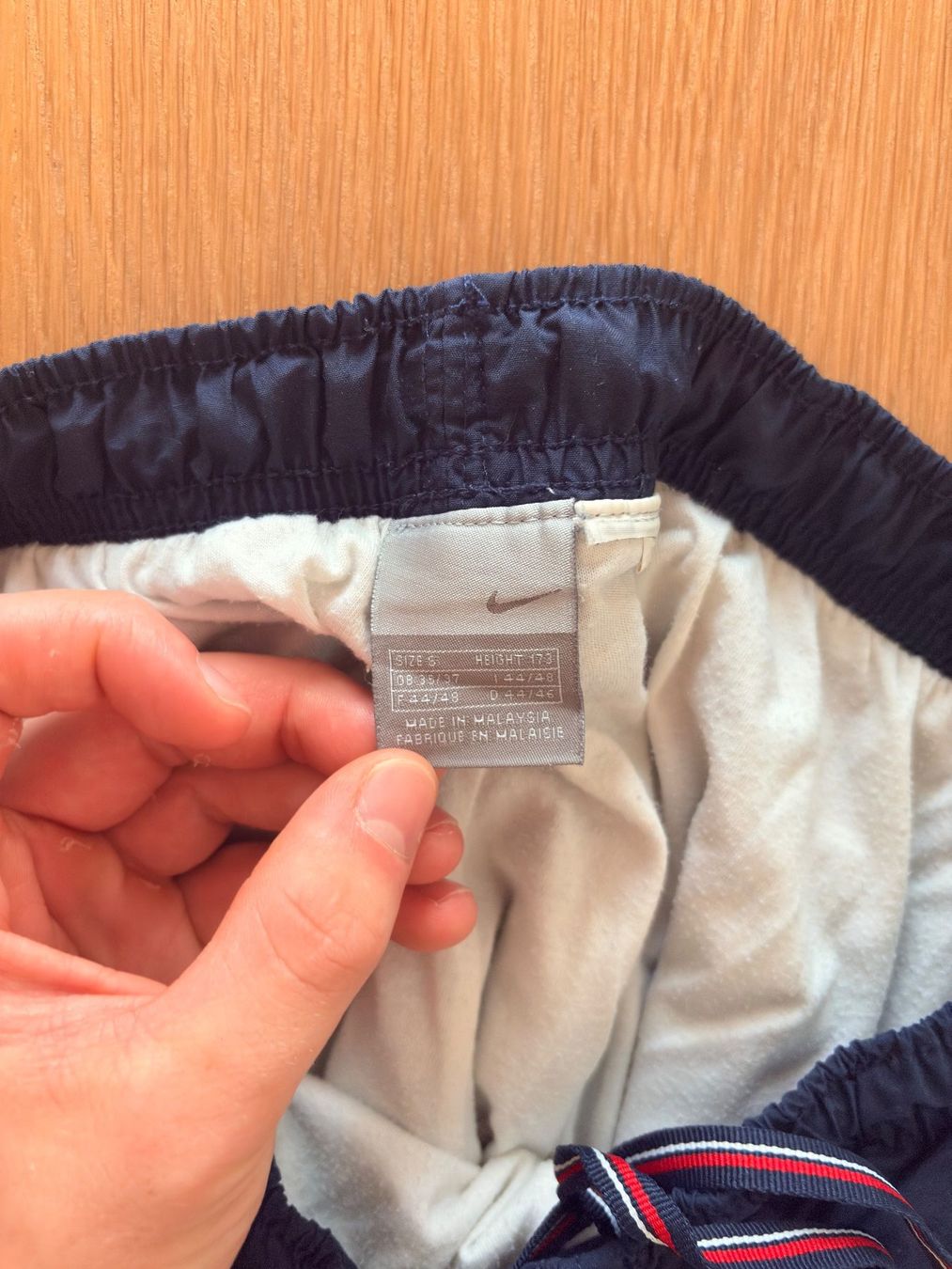 Pantaloni: Jogging large Nike bleu marine – Usato da Nidau venduto da smarties88 2