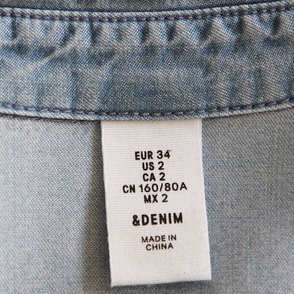 H&M Camicette: LYOCELL | Weiche hellblaue Bluse 34 | «Jeansbluse» Hemd – Usato da Engelburg venduto da Rmueller 5