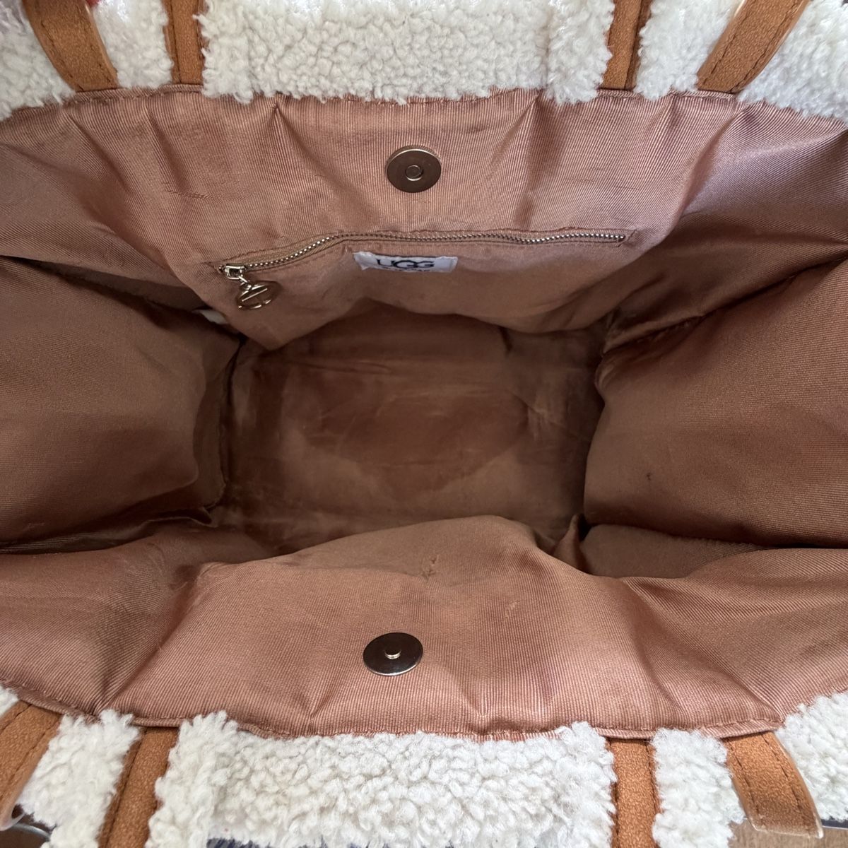 Ugg Borse da donna: Telfar x Ugg Tasche – Usato da Uetikon am see venduto da seller.2020 5