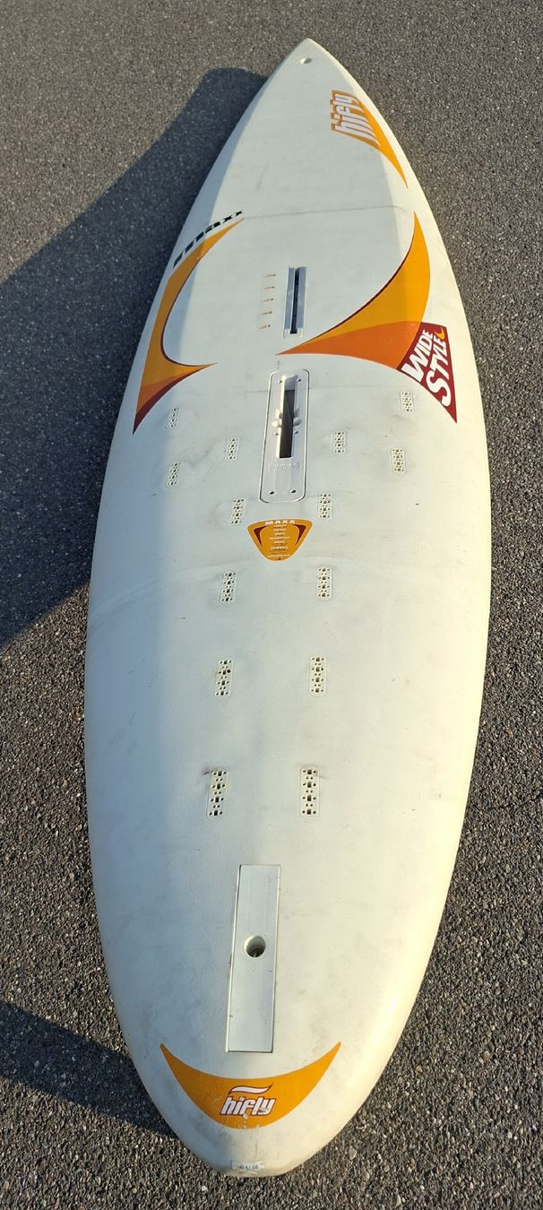 Planches de surf: Windsurf Board HiFly 305cm komplett Set  – D'occasion à Fällanden par Nmustang 3