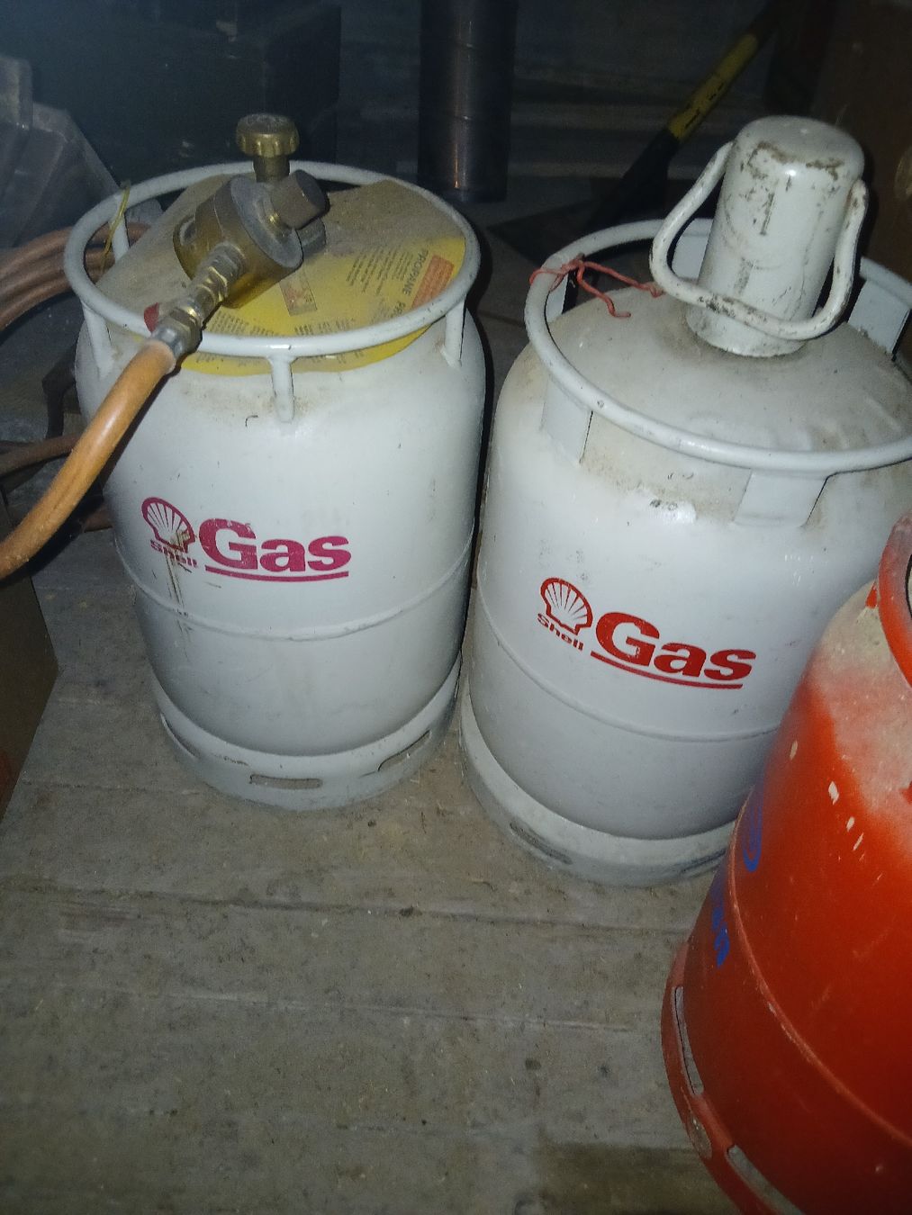 Gas-Geräte & -Technik: 3 Gasflaschen  – Gebraucht aus Heimberg von smi_jl82 1