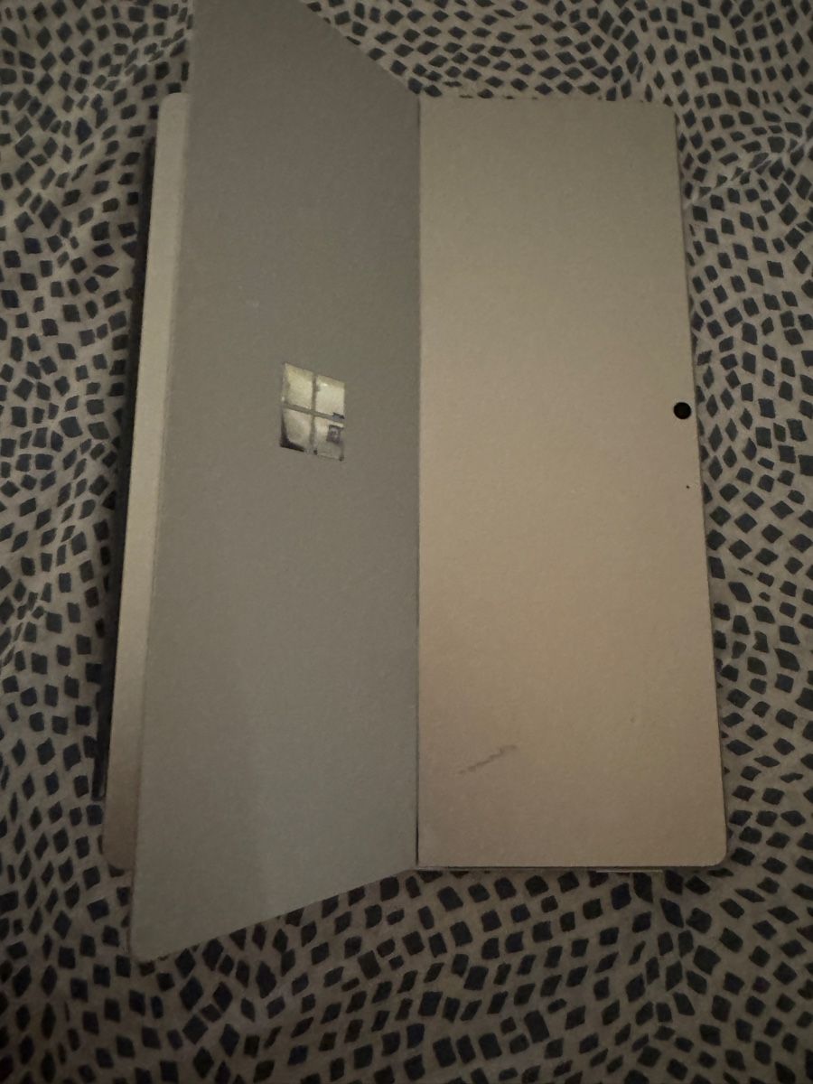 Microsoft Notebook: Surface Pro 8 Laptop – Usato da Binningen venduto da tmasc 4