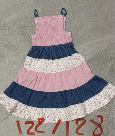 Kinderkleid gestreift Grösse 122 rosa/blau gebraucht