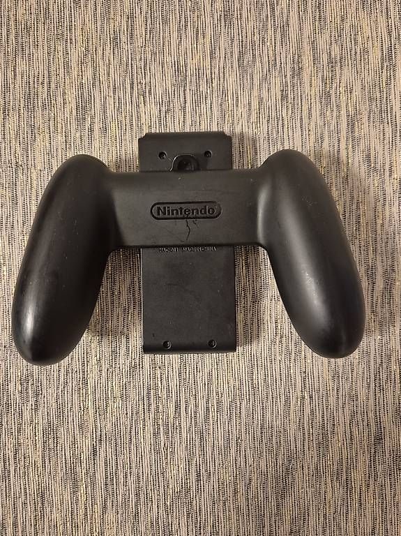 Controller: Nintendo Switch Joy-Con Comfort Grip – Gebraucht aus Laufen von Rhabarber_98 1