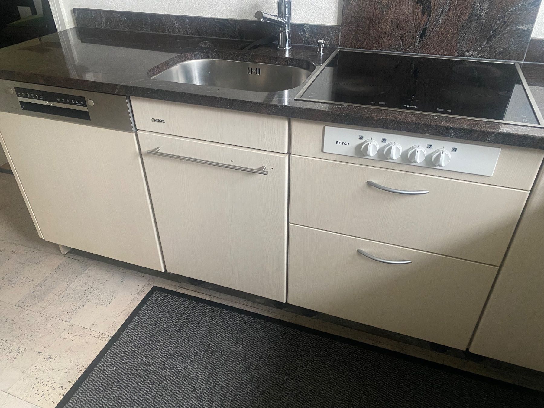 Cucine complete: Komplette Küche – Usato da Spreitenbach venduto da brumbrum27 3