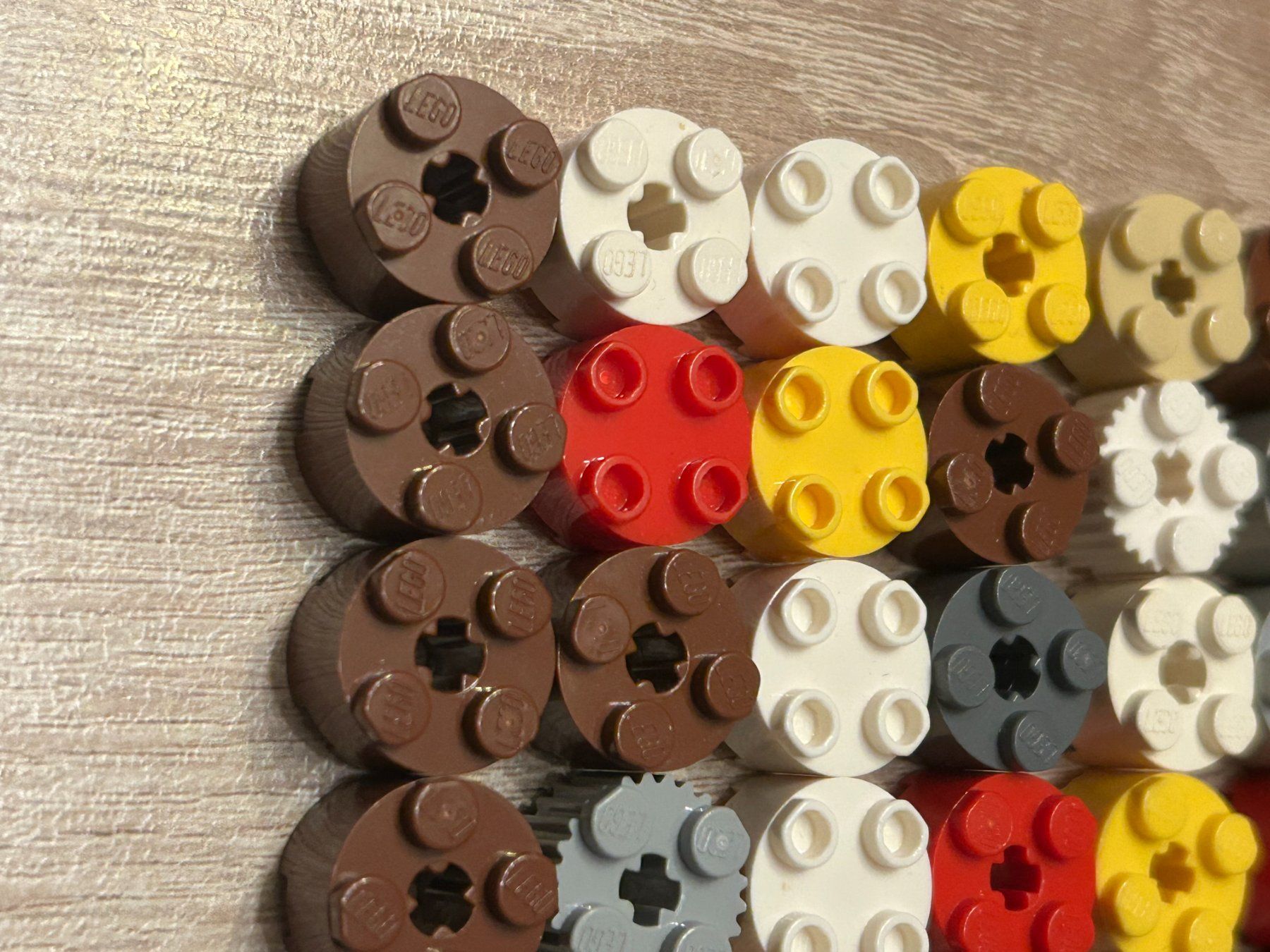 Lego Spielzeuge: 100 Lego Technik grosse Grundbausteine – Gebraucht aus Volketswil von Daniel68ernst 1