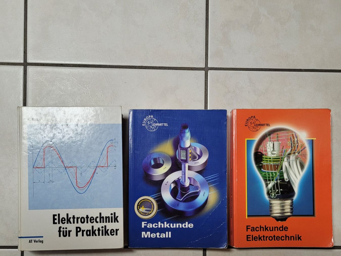 Libri: Fach-Bücher: Metall, Elektro – Usato da St. Silvester venduto da dan_c8f9 1