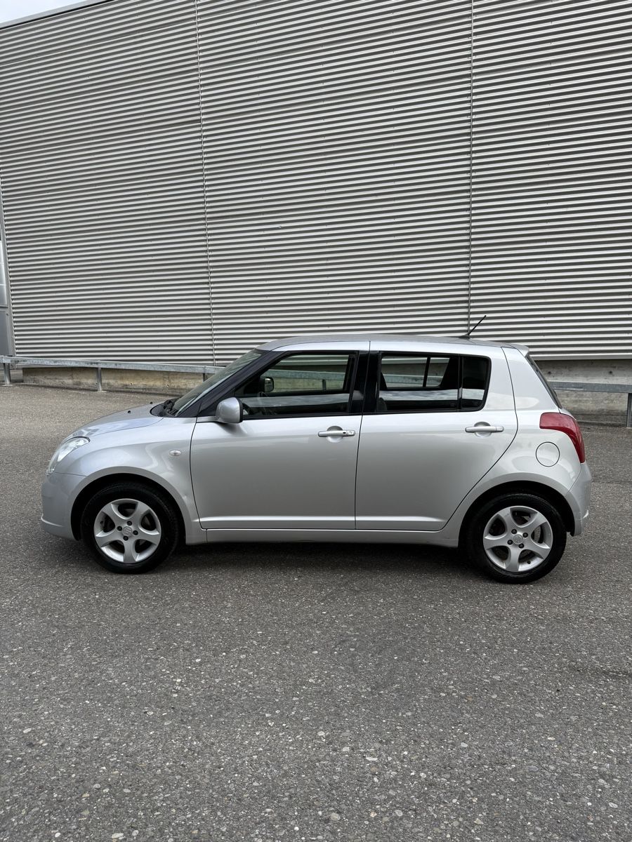 Suzuki Automobili: SUZUKI SWIFT 4x4 MFK 29.09.26 – Usato da Biel/Bienne venduto da MK_Cars 5