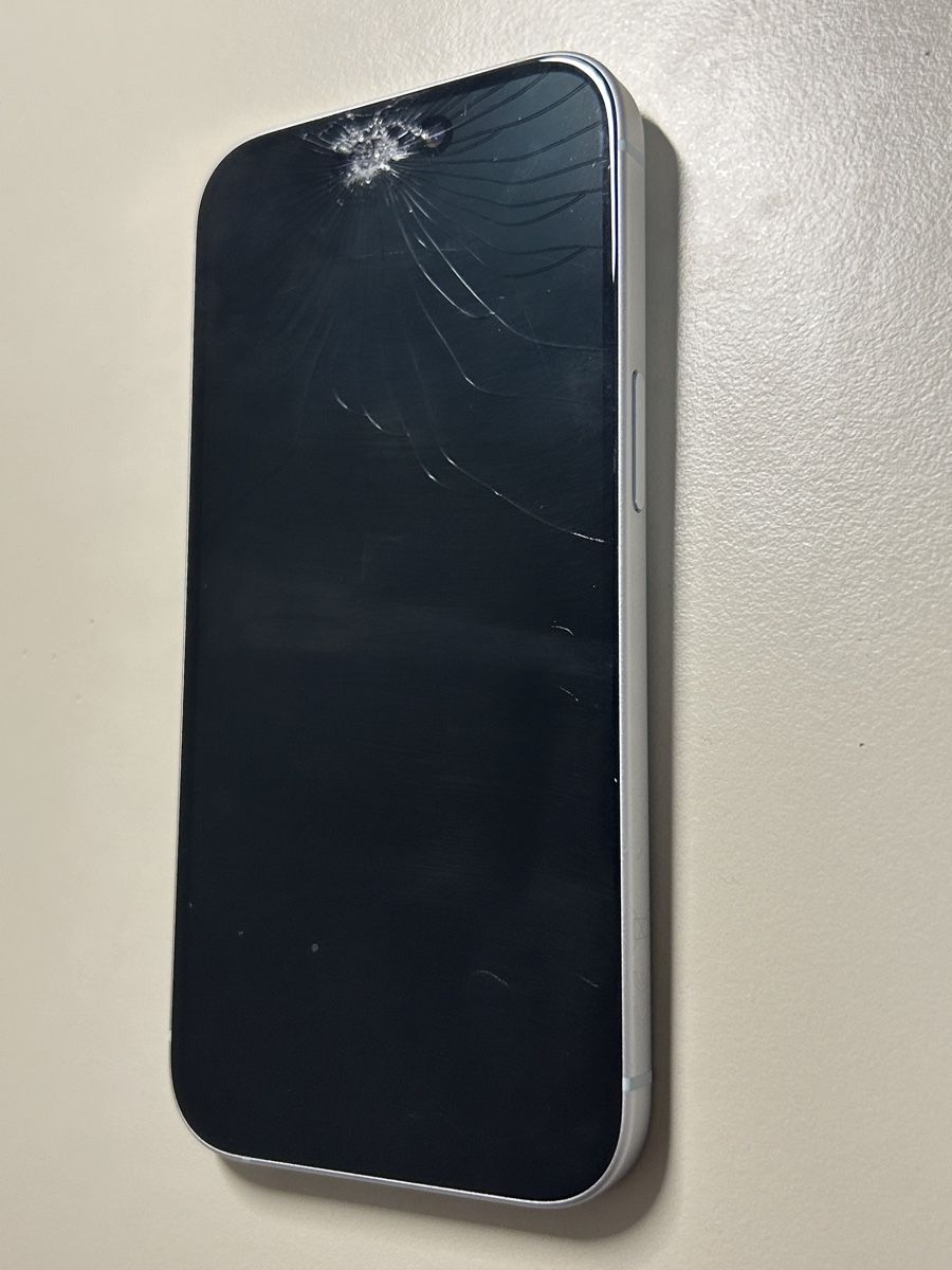 Apple Portables: Iphone 15 256gb defekt – Défectueux à Mellingen par leo_n52w 1