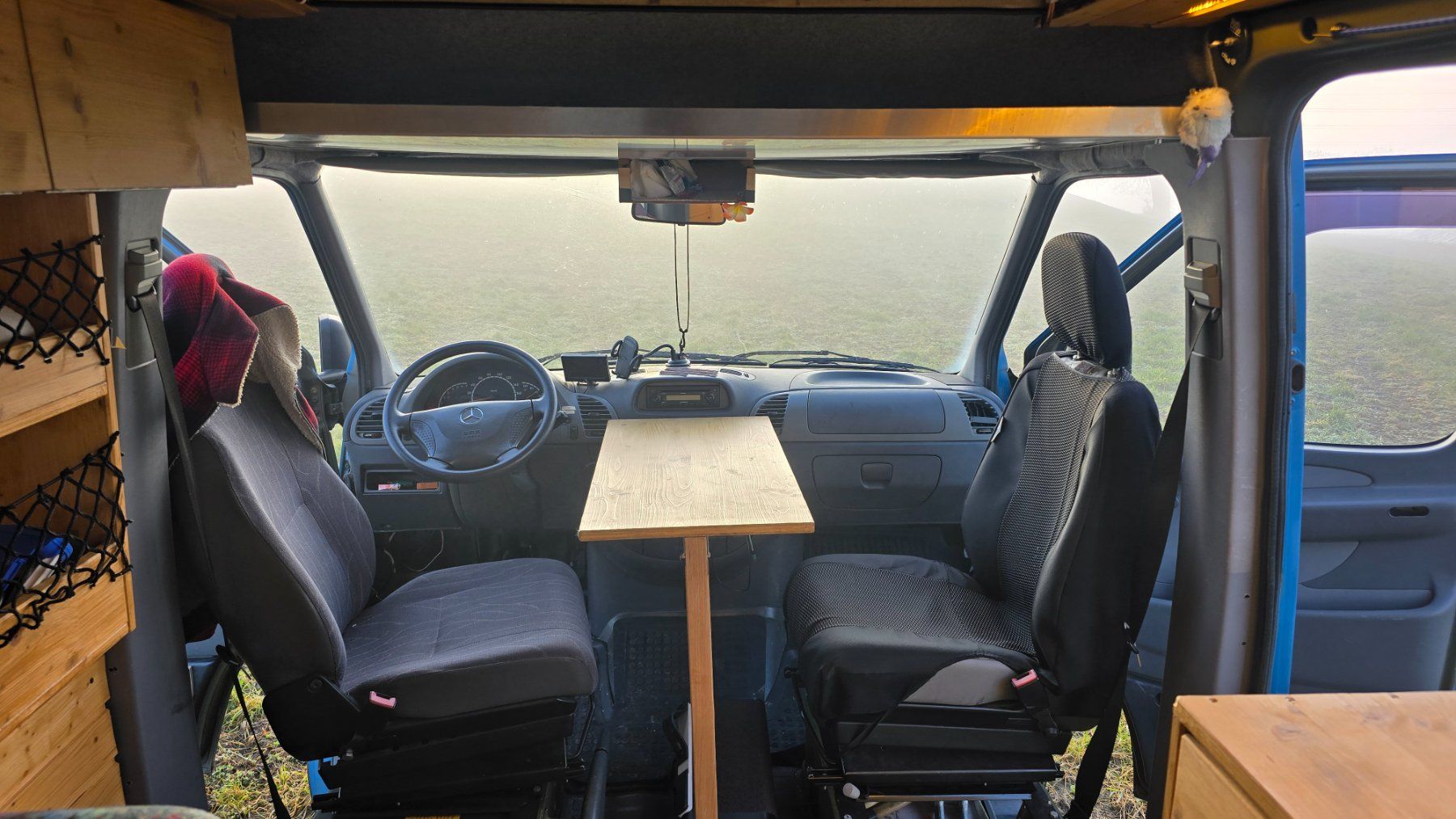 Mercedes-Benz Camping Fahrzeuge: Mercedes Sprinter 313CDI 4×4 Camper – Gebraucht aus Wagenhausen von sali001 6