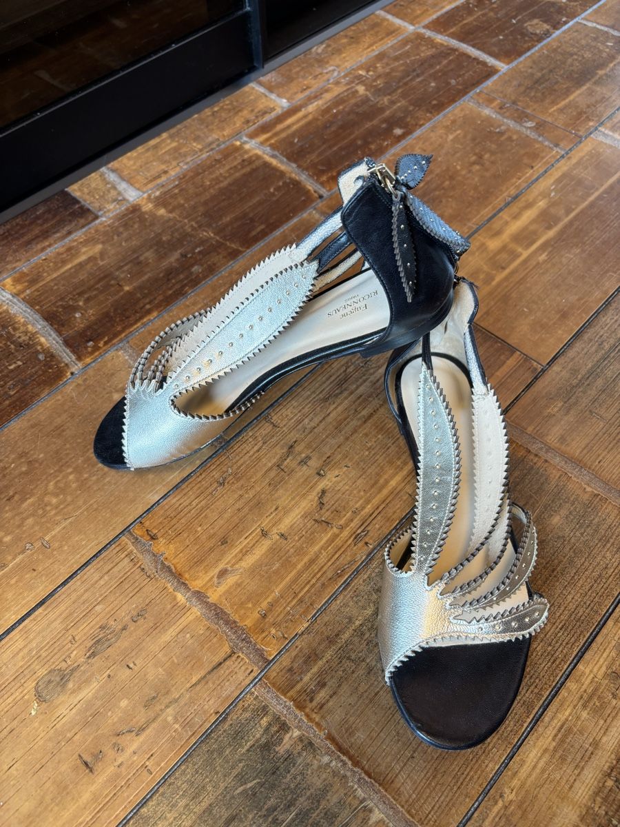 Scarpe da donna: Sandales plates Eugène Riconeus 39 – Nuovo e nell'imballaggio originale da Dotzigen venduto da SecondHandGems 7