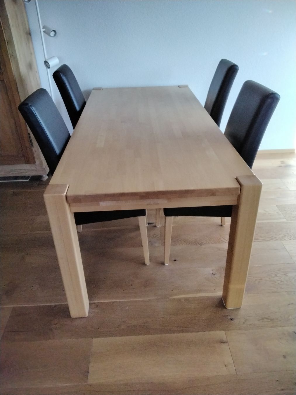 Tables: Esstisch mit 4 Stühlen  – D'occasion à Sonnental par joh_p7np