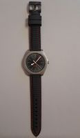 Montre Hugo Boss, bracelet noir - accessoire de mode!