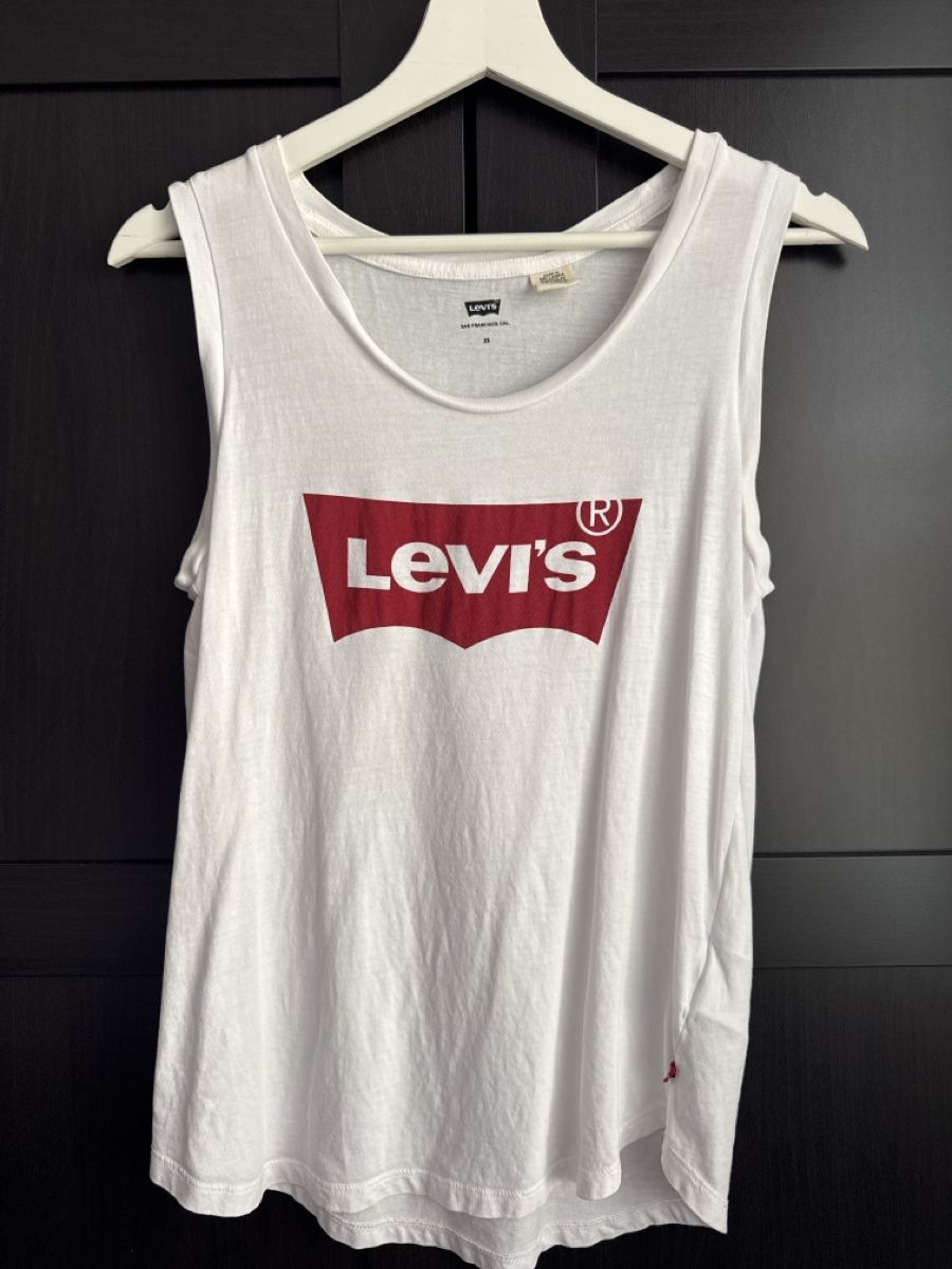 Levi's T-Shirts: Damen Top Levi's Weiss Grösse XS – Neu (gemäss Beschreibung) aus Zuchwil von Marti_7