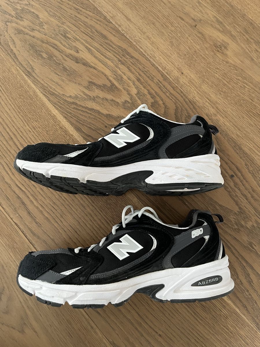 New Balance Scarpe da uomo: New Balance Sneaker Grösse 43 – Usato da Küttigen venduto da csei 1