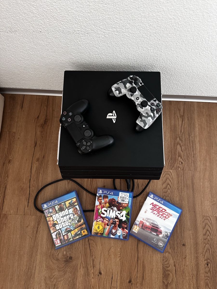 Sony Konsolen: PlayStation 4 Pro inkl. 2 Controller & 3 Spiele – Gebraucht aus Lachen SZ von _laalessia 2