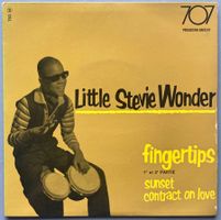 STEVIE WONDER / LITTLE STEVIE WONDER - FINGERTIPS