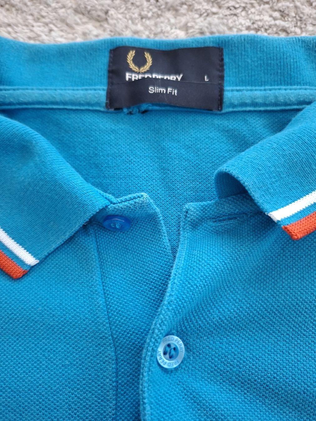 Fred Perry Magliette Polo: Polo Fred Perry bleu taille L slim – Usato da Renens VD venduto da ser_j2fn 2