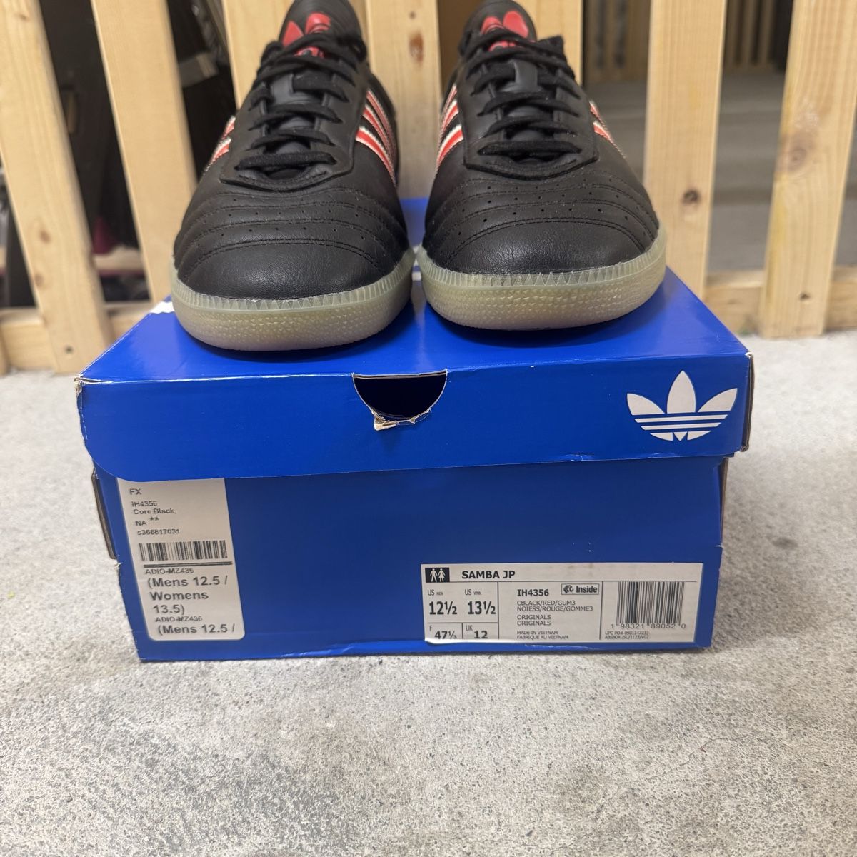 Adidas Scarpe da uomo: Adidas Samba JP (47 1/3) – Nuovo (secondo la descrizione) da Horw venduto da Eomer 3