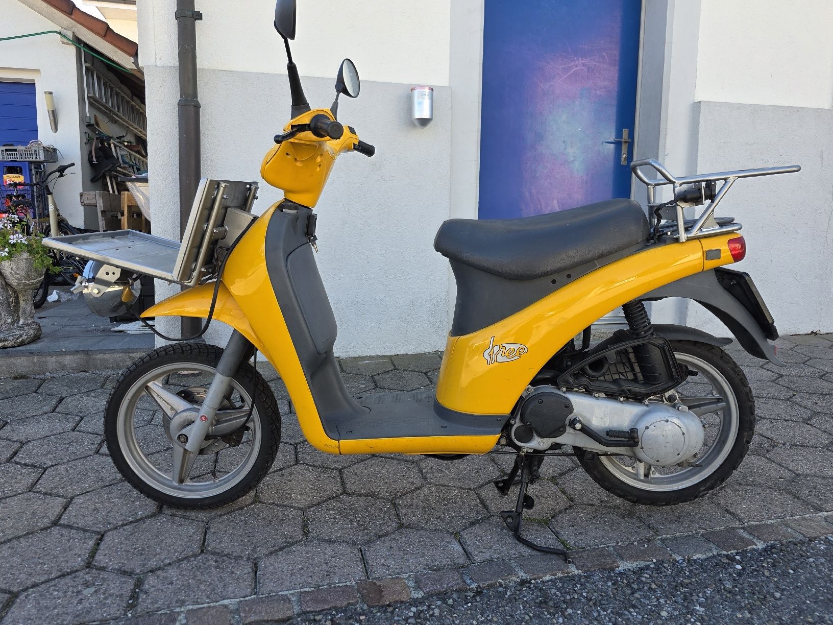 Piaggio Scooters: Piaggio Free Post PTT – Defekt aus Schafisheim von onezillion 5