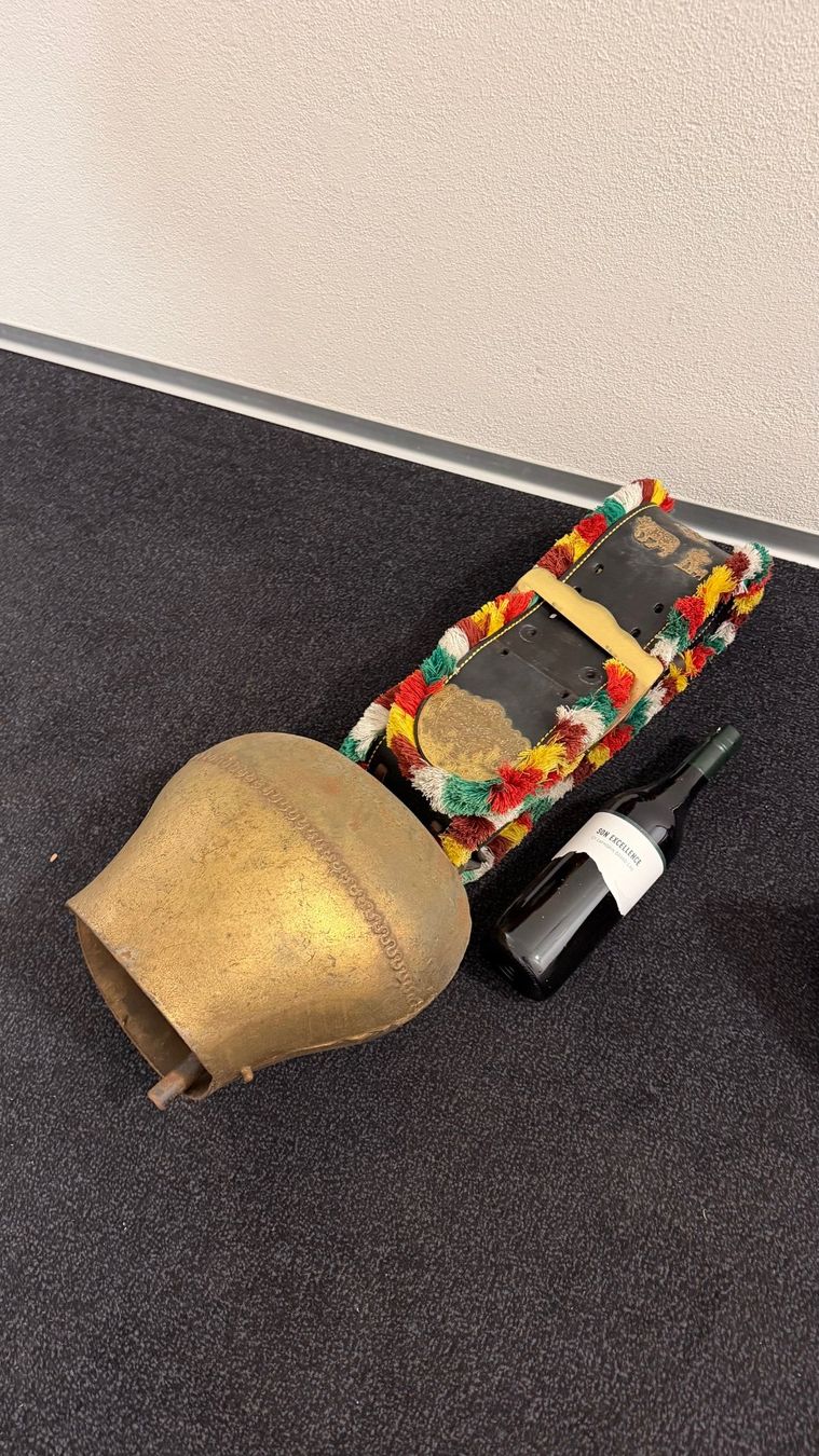 Campanacci mucche: clache à vache – Usato da Gampelen venduto da Markbubu 3