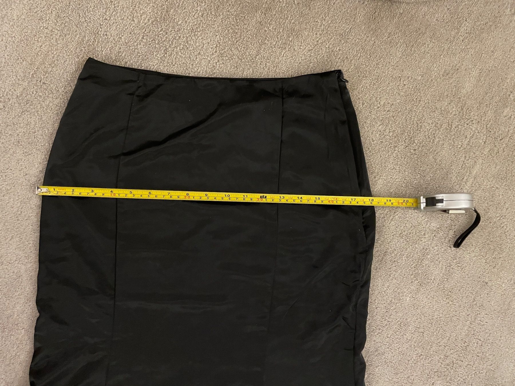 H&M Gonne: Jupe en satin H&M – Nuovo (secondo la descrizione) da Grenchen venduto da Mina1811 4