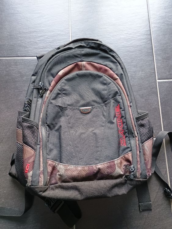 Dakine 101 Rucksack (Gebraucht) in Plaffeien für CHF 10 – mit