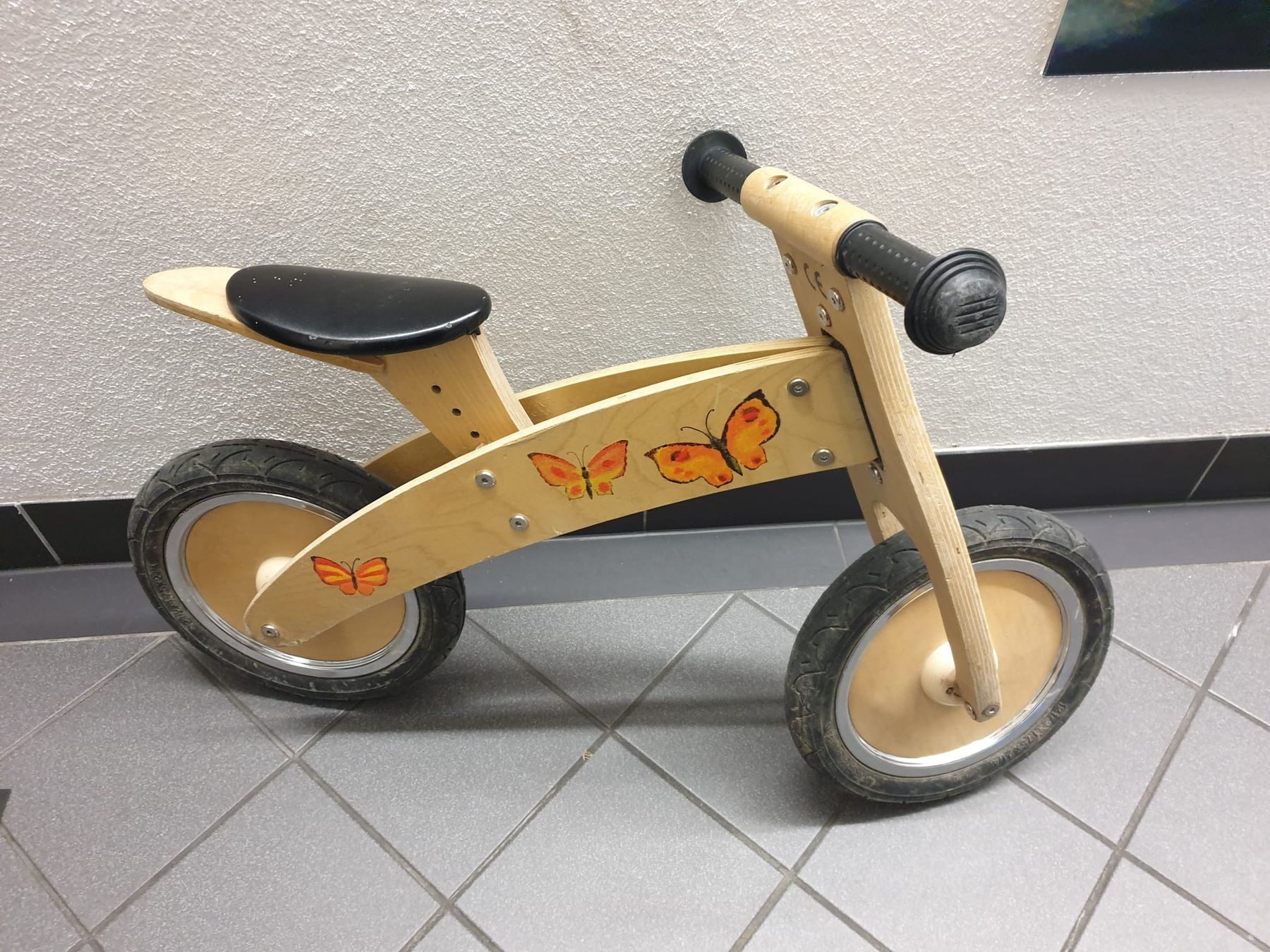 Veicoli per bambini: Laufrad aus Holz – Usato da Zürich venduto da sb_t28m