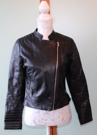 Jacke von *H&M* (S)
