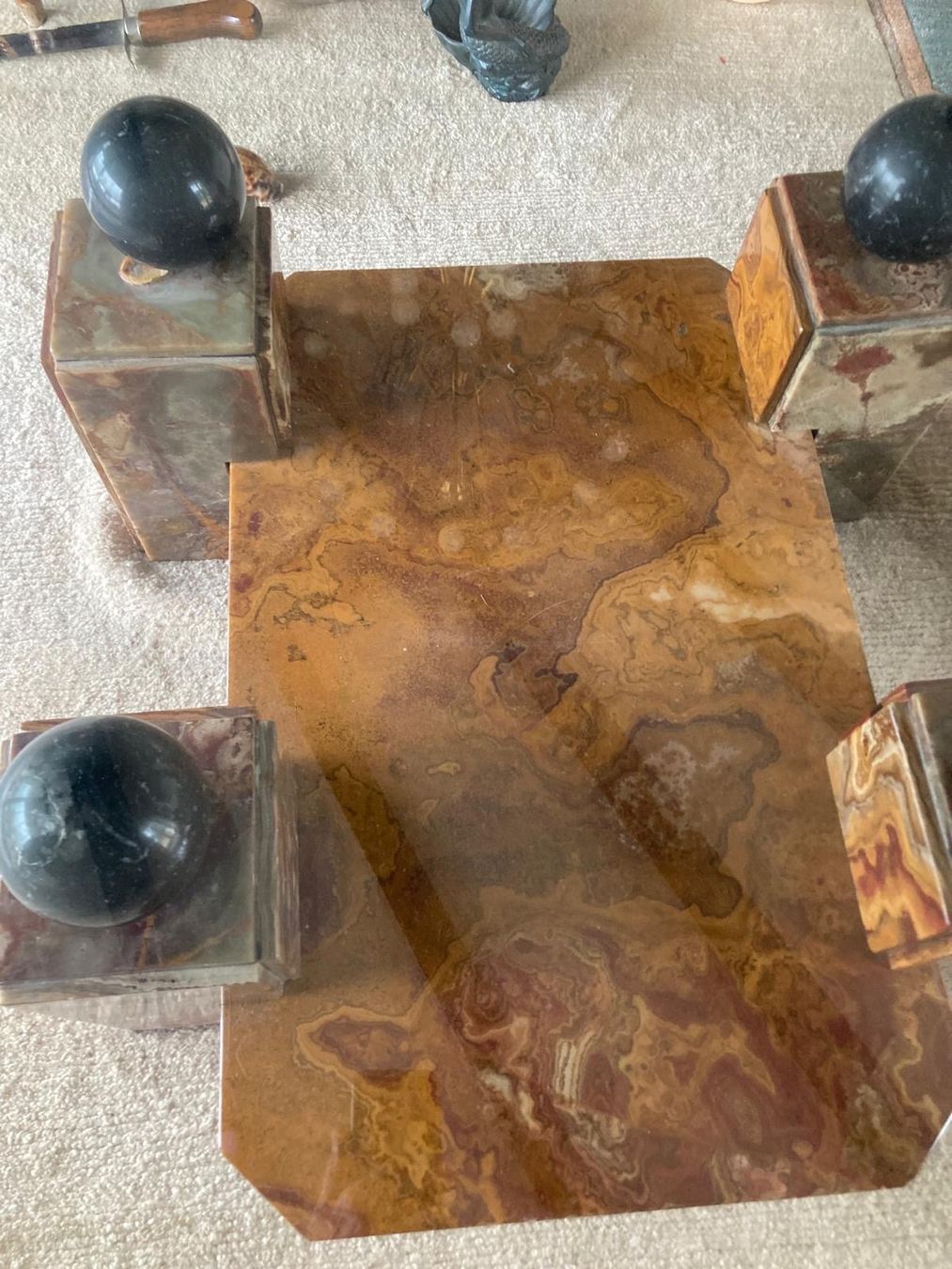 Tavoli: Table basse unique en verre et marbre massif, style moderne – Usato da Colombier NE venduto da manupsin 2