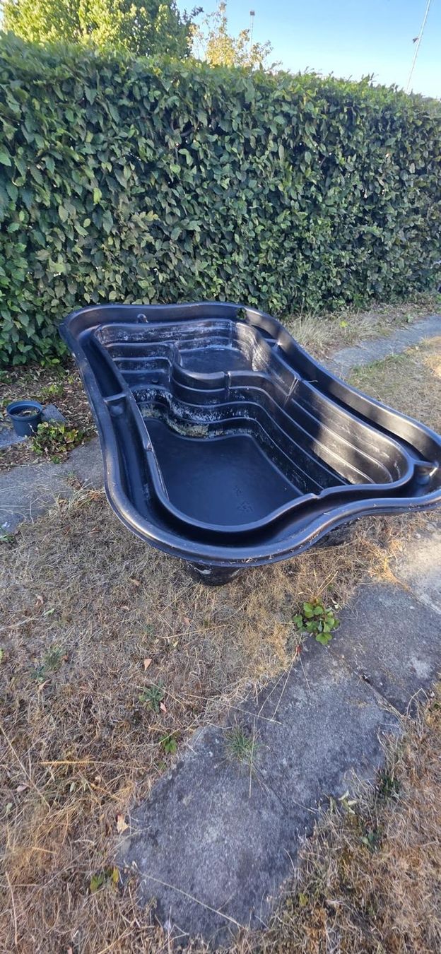 Stagni & Fontane ornamentali: Teichbecken, Teichschele 750 Liter – Usato da obergösgen venduto da Djole75