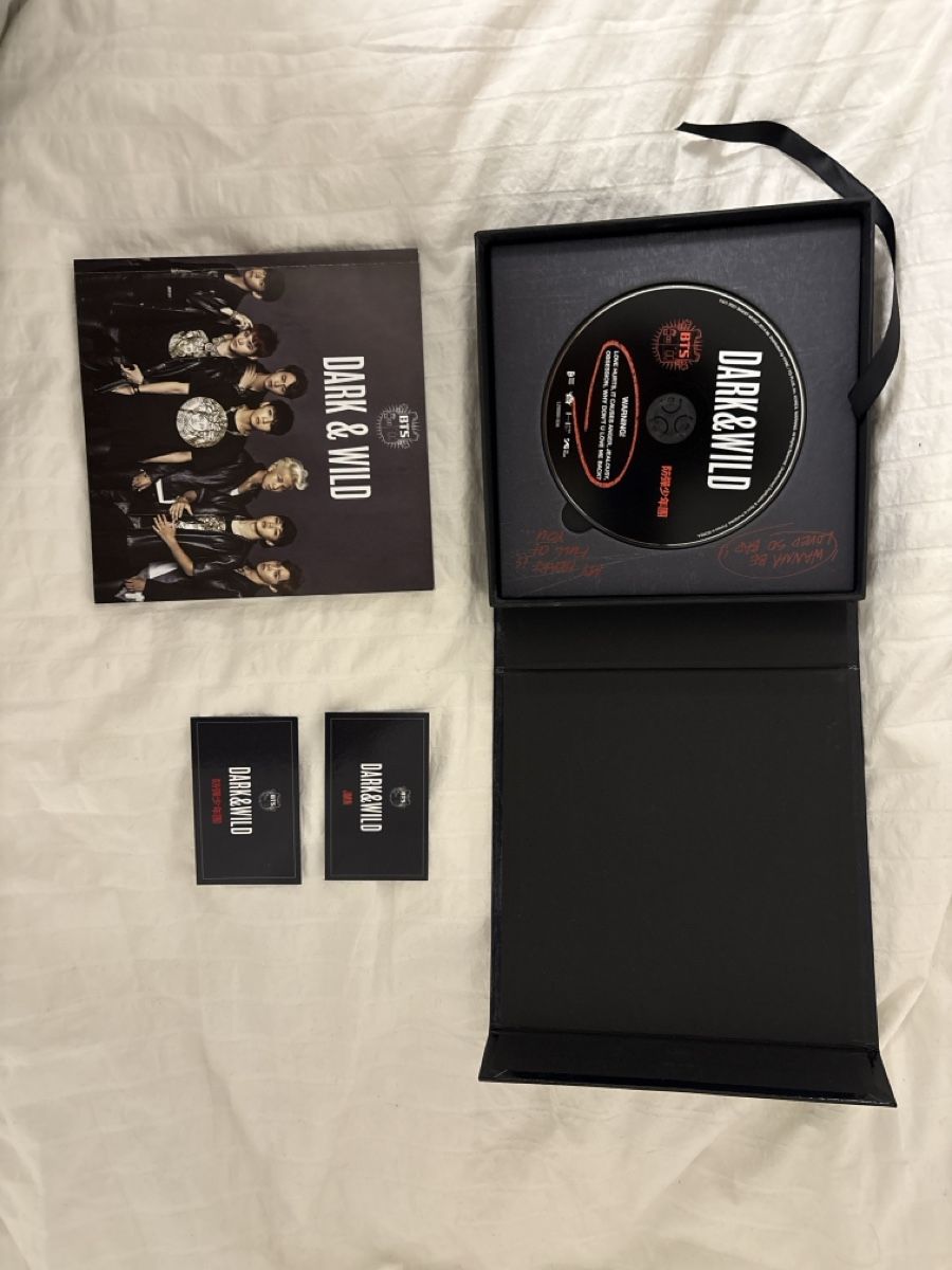 CD: DARK&WILD BTS album – Nuovo (secondo la descrizione) da Morges venduto da dionylisa 2