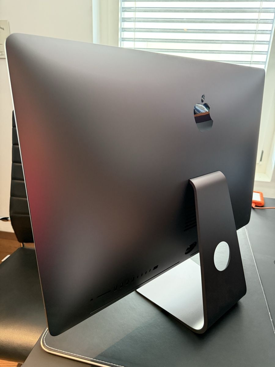 Apple PC: iMac Pro 27-inch, 32GB, 1TB SSD – Usato da Pfäffikon SZ venduto da NicMarKom 3