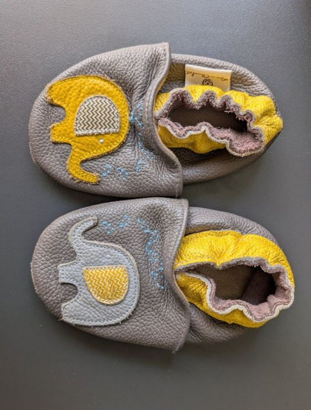 Scarpe per ragazzi: Rose et Chocolat Lederfinken Gr. 21 – Usato da Winterthur venduto da Mvy2024