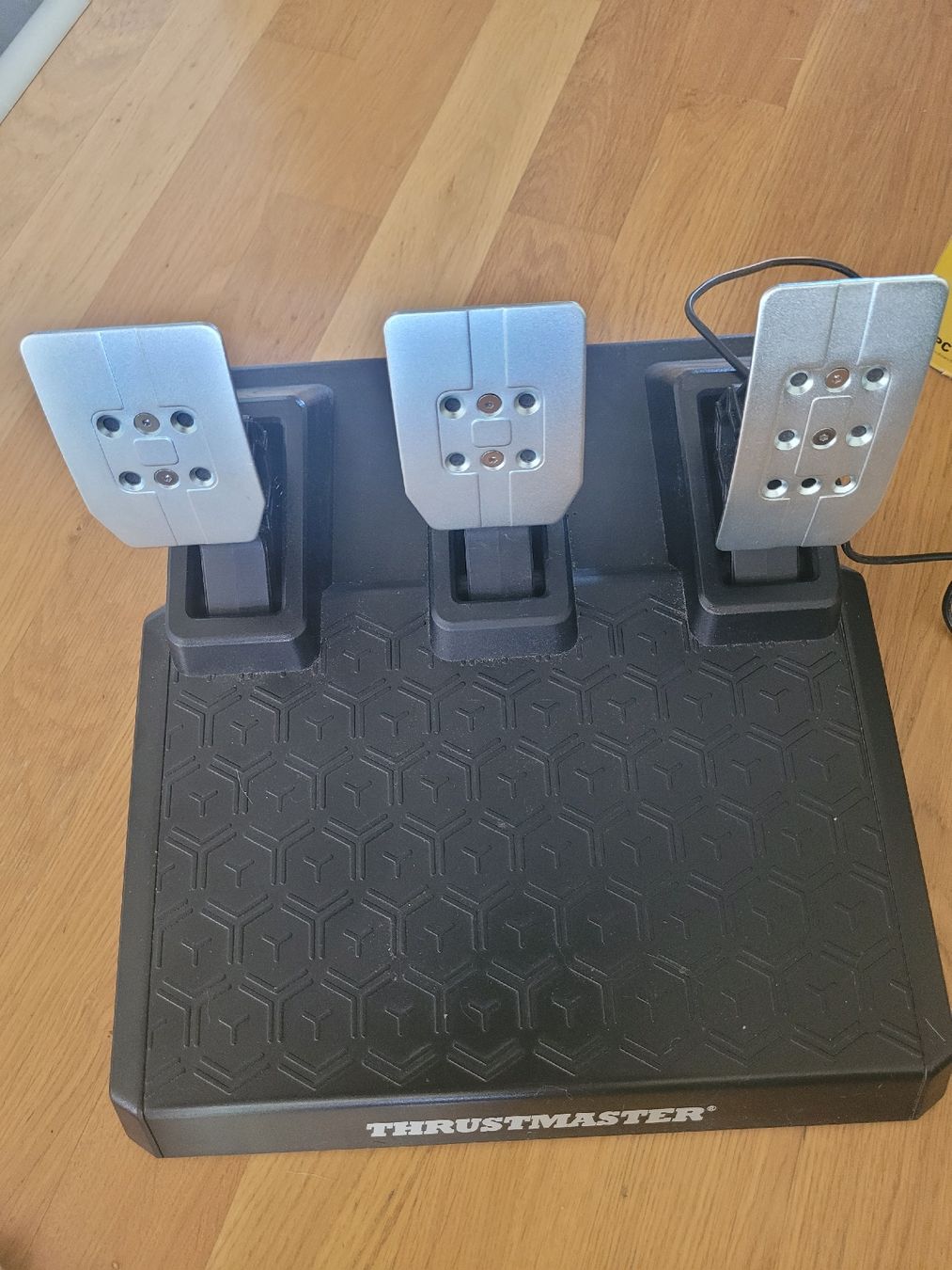 Thrustmaster Controller: Pedales Thrustmaster T3PM – Nuovo (secondo la descrizione) da Thônex venduto da Jankhee 1
