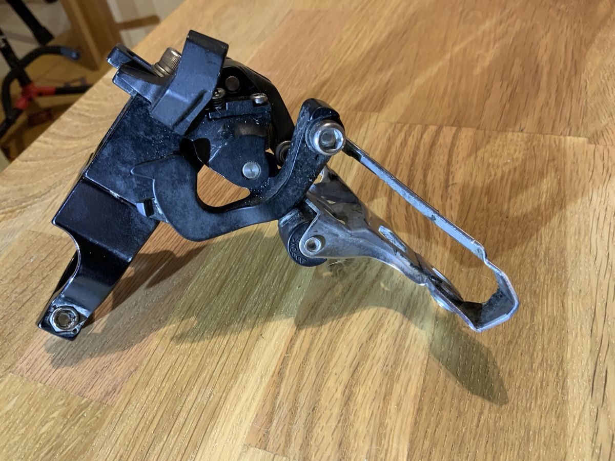 Shimano Pezzi di ricambio: Shimano Deore Wechsler FD-M616 – Usato da Rafz venduto da Cugnauls 4