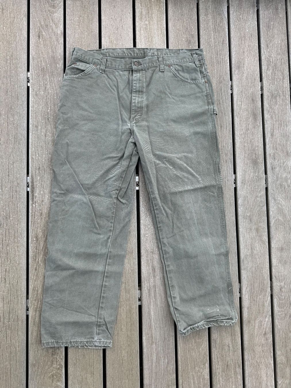 Dickies Pantaloni: Dickies pants – Usato da La Chaux-de-Fonds venduto da slishwardrobe 3