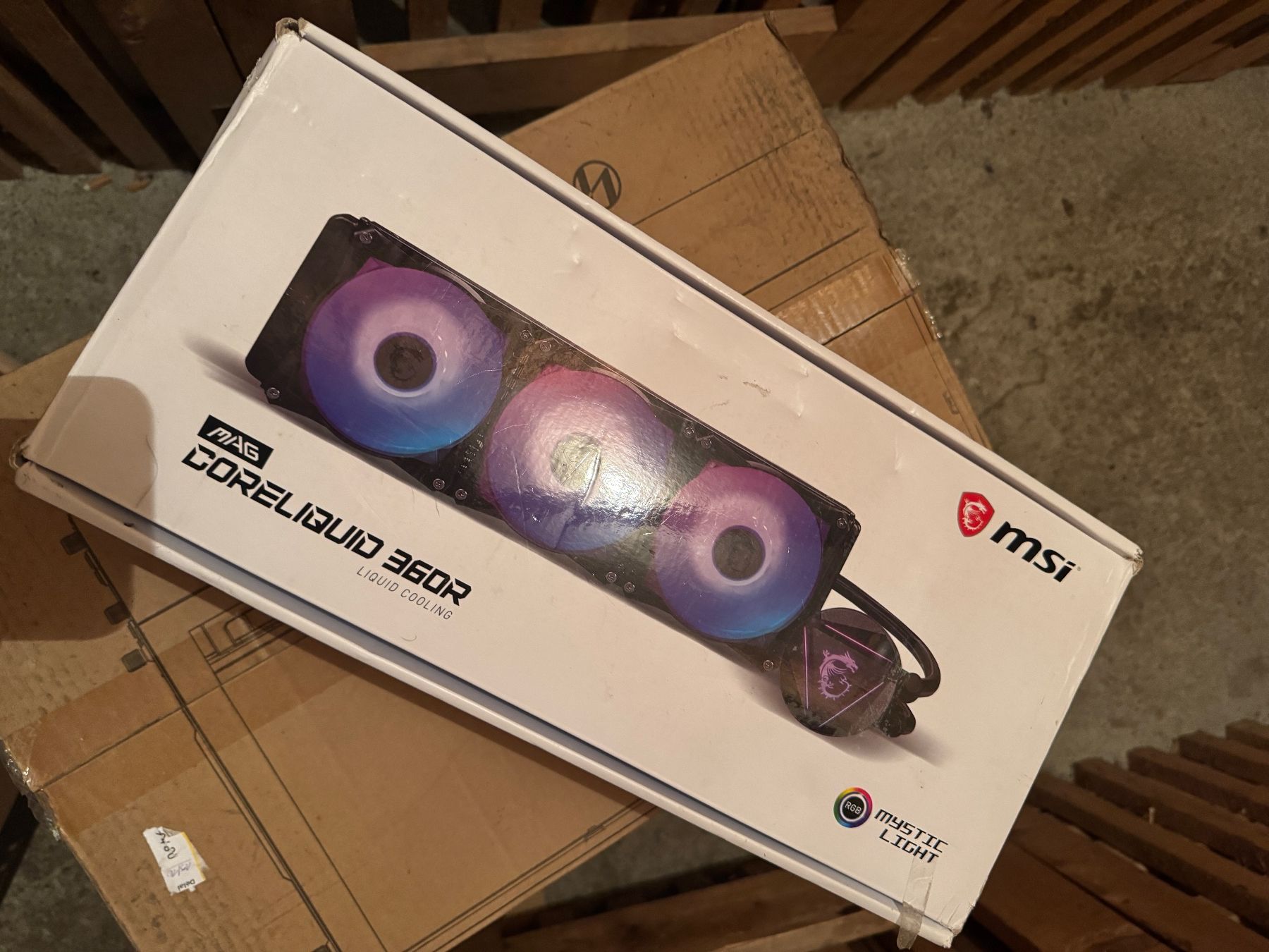 Componenti elettronici: Watercooling MSI MAG CORELIQUID 360R – Usato da Neuchatel venduto da Mr-Nobody
