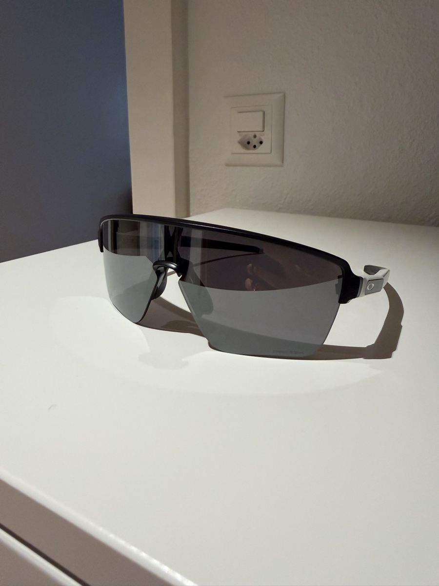 Oakley Occhiali & Lenti: Oakley OO9415 Corridor SQ Sonnenbrille – Nuovo (secondo la descrizione) da Zürich venduto da joa_6zjc