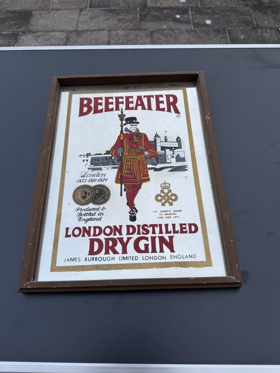 Spiegel: Beefeater Gin Werbespiegel – Gebraucht aus Lenzburg von Meister_k